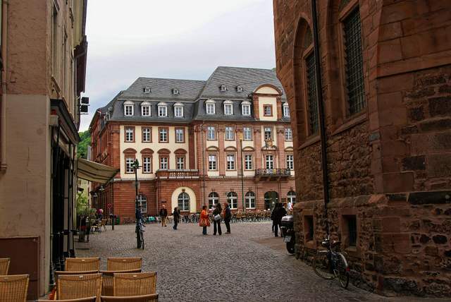 Untere Straße mit Blick zum Marktplatz
